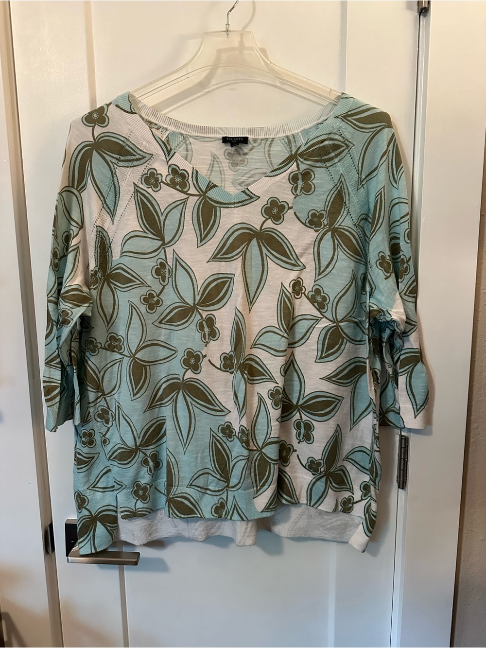 Talbots Womens V-Neck Lightweight Sweater Floral Tropical Leaves Size 2X